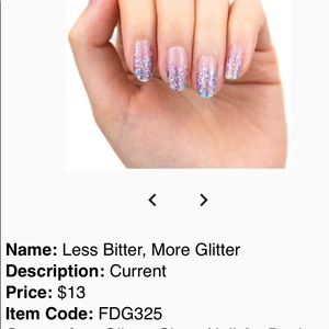 One pair of new Color Street nails